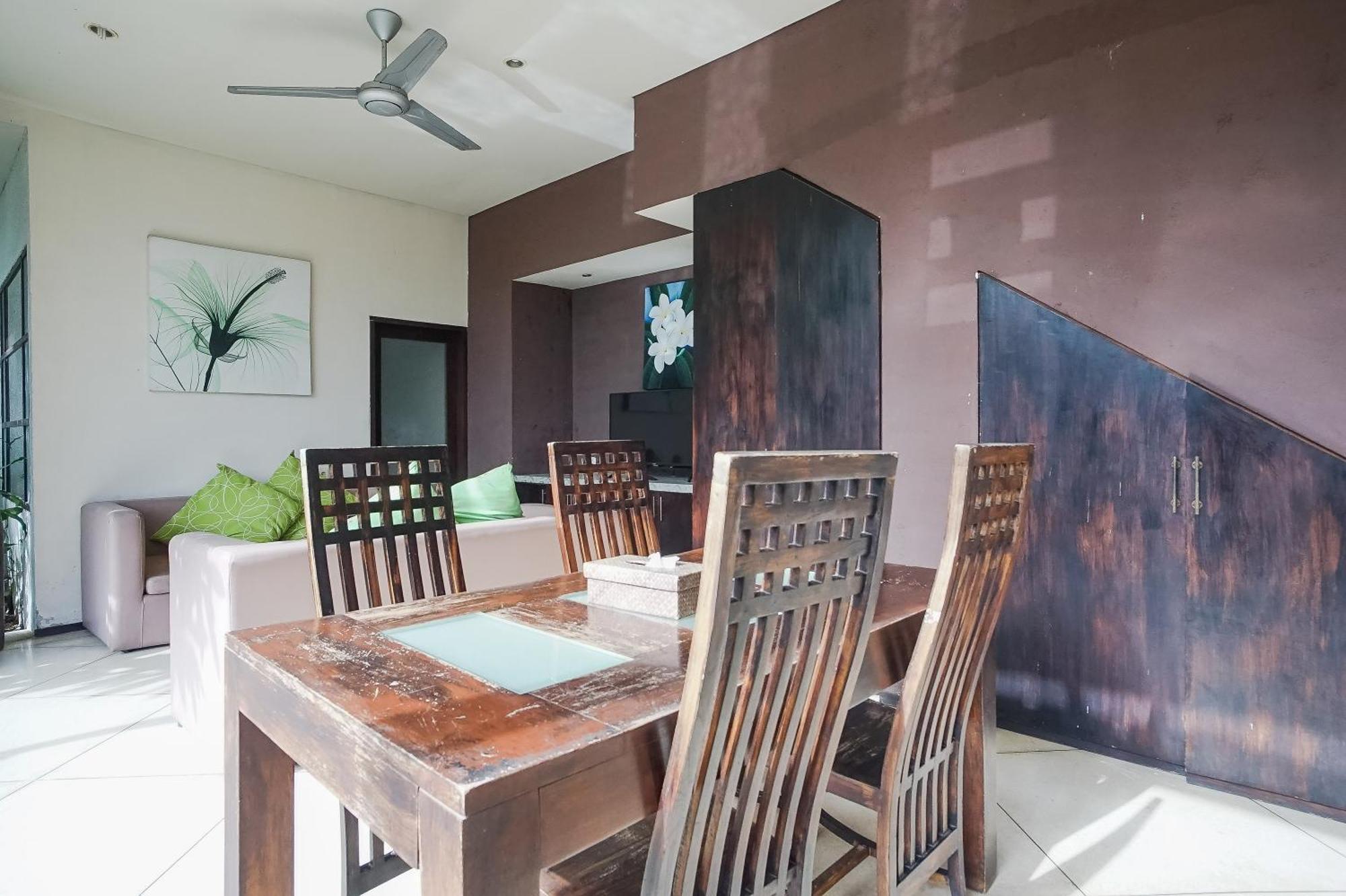 Queen Rose Villa & Spa Jimbaran Dış mekan fotoğraf